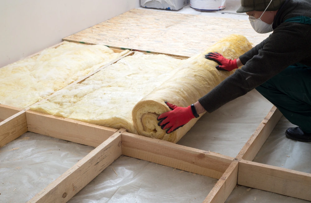 ENERGY EFFICIENCY · INSULATION INSTALLATION