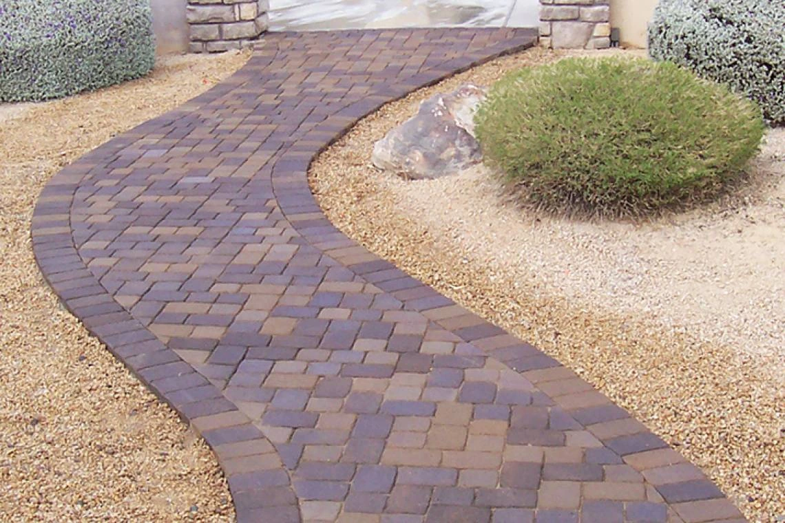 PAVERS · CURVED GARDEN WALKWAY